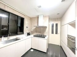 The Sterling (D21), Condominium #575130491